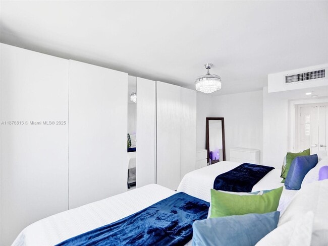 Building Photo - 2501 S Ocean Dr