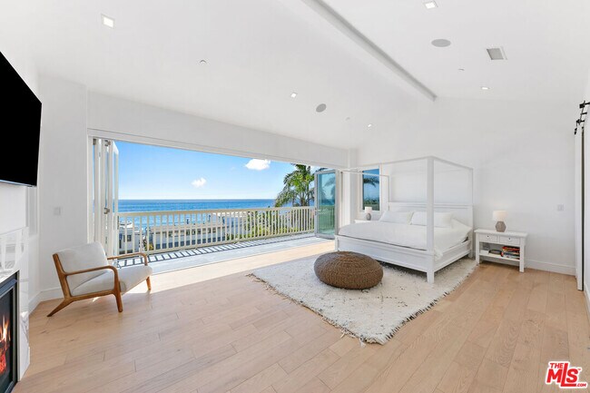 Building Photo - 25157 Malibu Rd