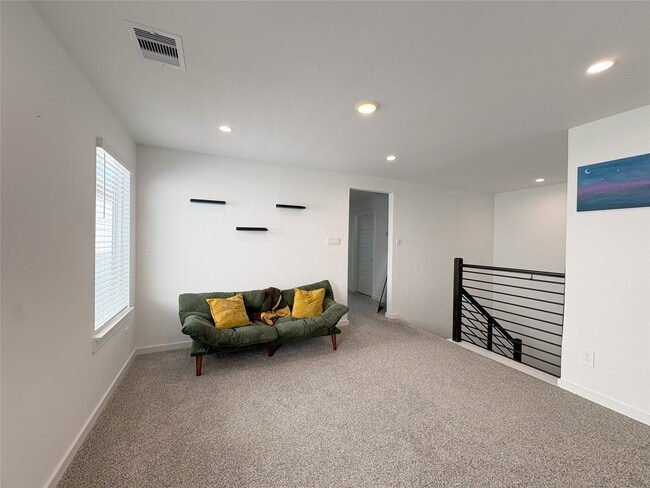 Building Photo - 2913 Crown Gate Dr