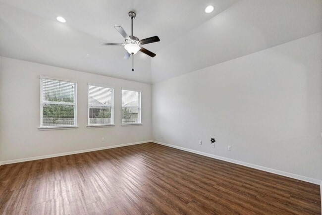 Building Photo - 2344 Broken Wagon Dr