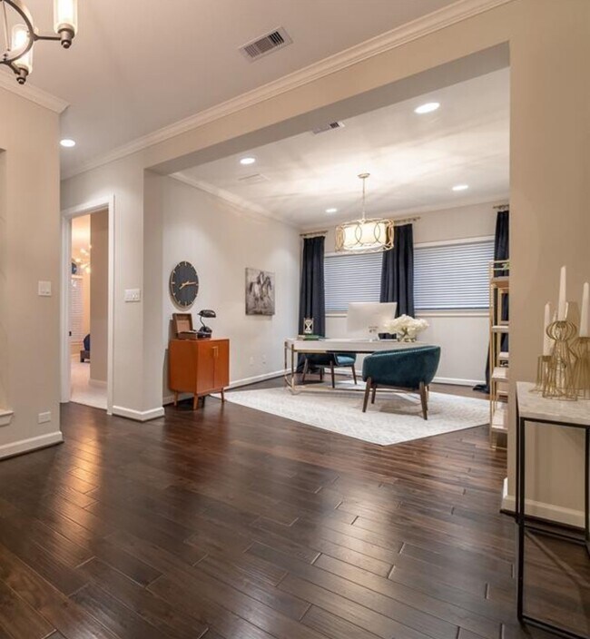 Building Photo - 10215 Palmour Pass