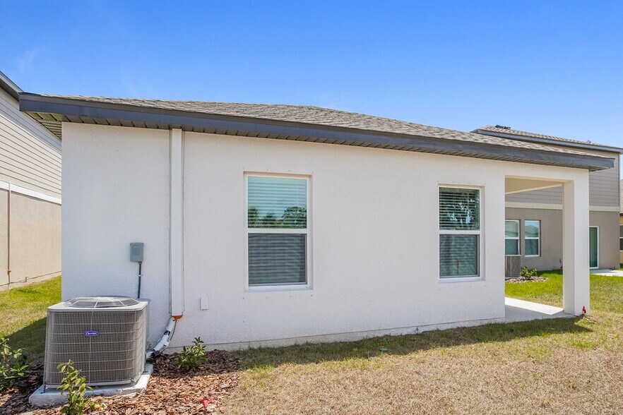 Building Photo - 924 Kelly Fern Lp