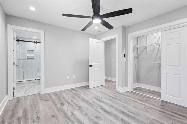 Building Photo - 5109 Dogwood Hills Dr