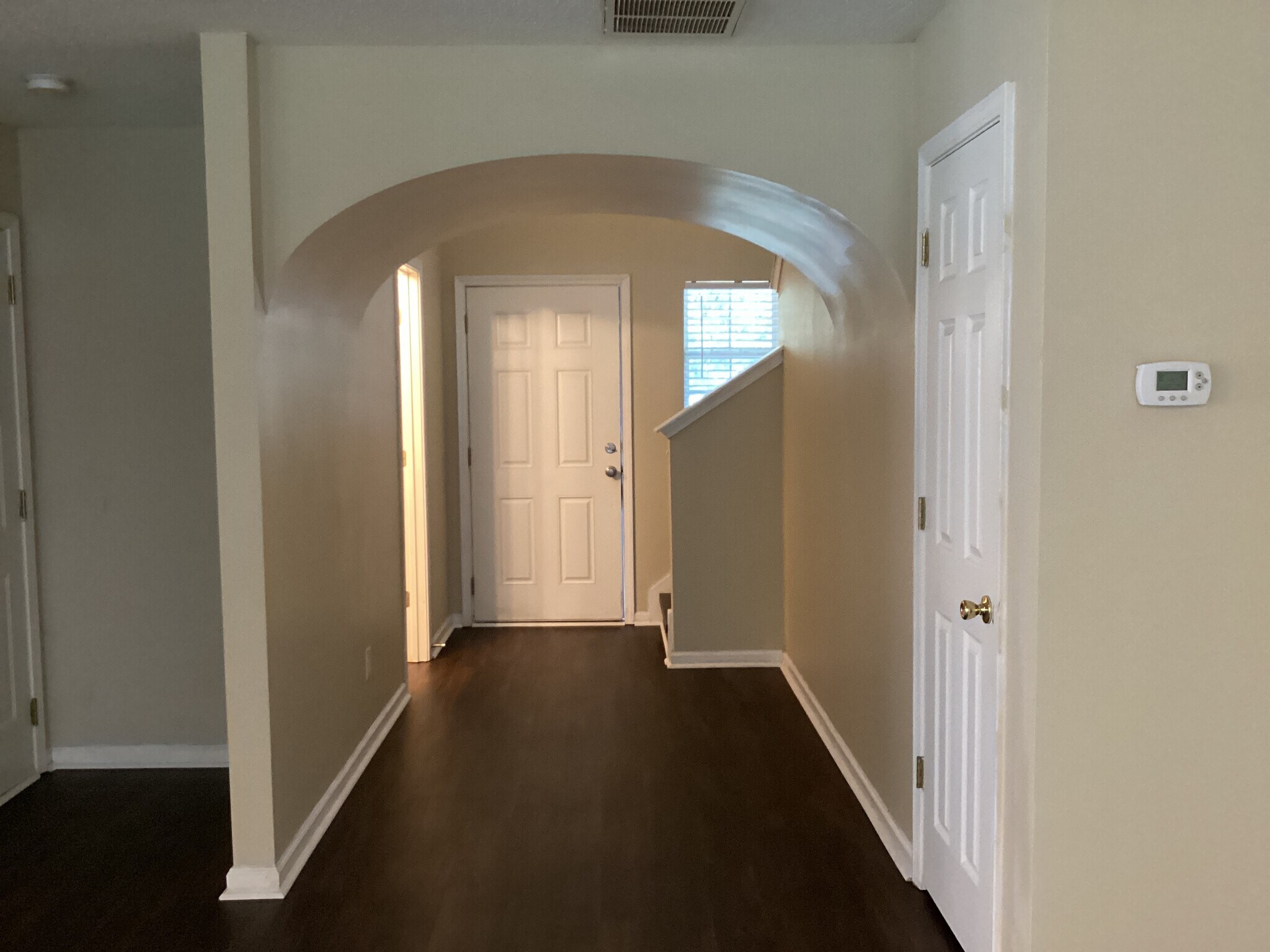Building Photo - 493 Live Oak Walk