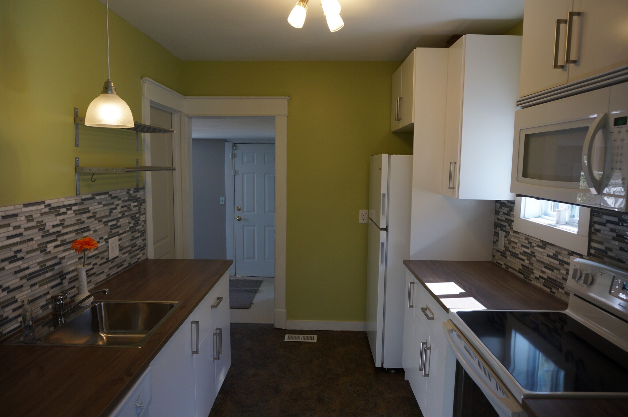 Building Photo - 5827 Forest Avenue