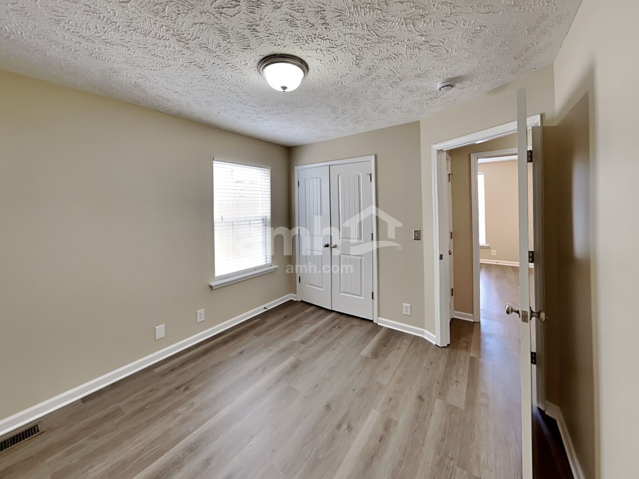 Building Photo - 112 Tulip Grove Point