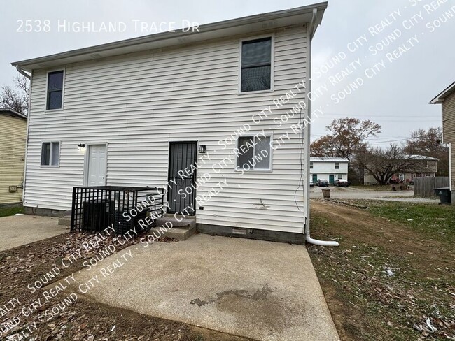 Building Photo - Available NOW!! NORTHEAST NASHVILLE: two-s...