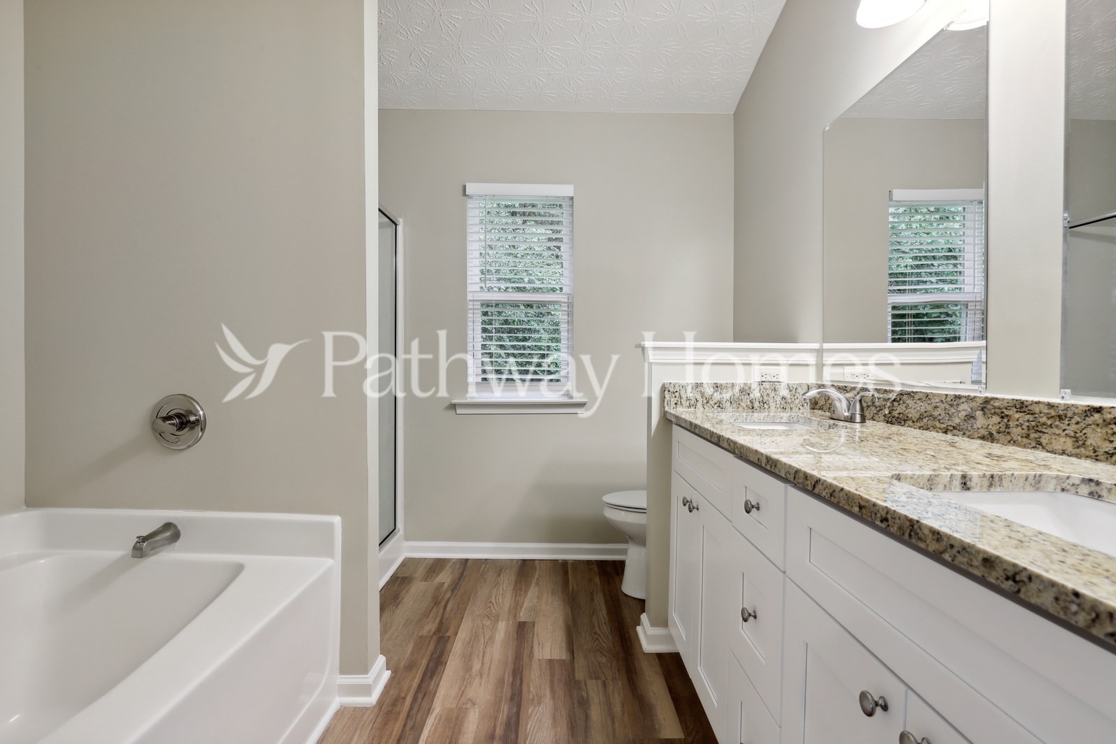 Building Photo - 210 Silver Arrow Cir