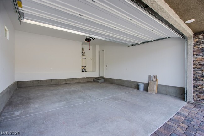Building Photo - 928 Allister Flds Ln