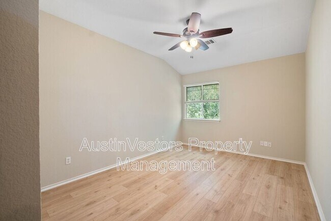 Building Photo - 808 Flatters Way