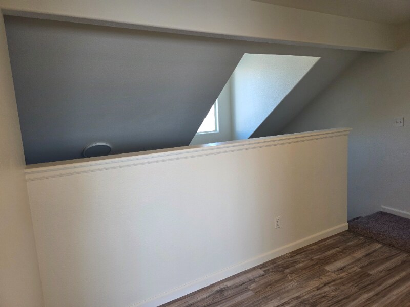 Building Photo - 391 Sunnyside Cir