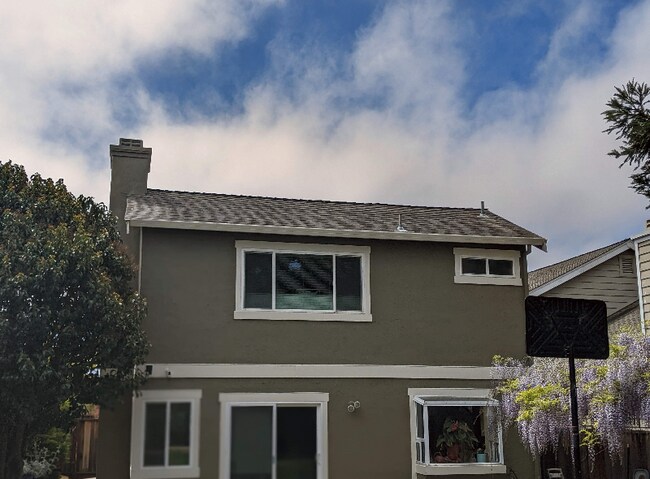 Building Photo - 5815 Northland Terrace