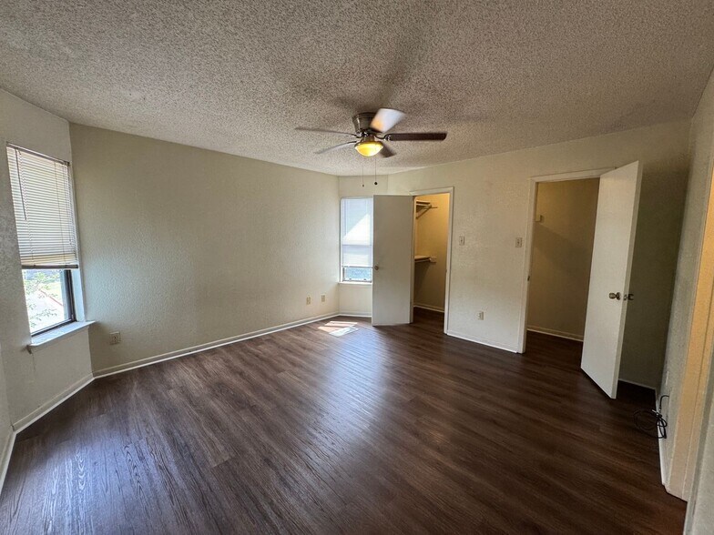 Building Photo - 3407 Victoria Cir