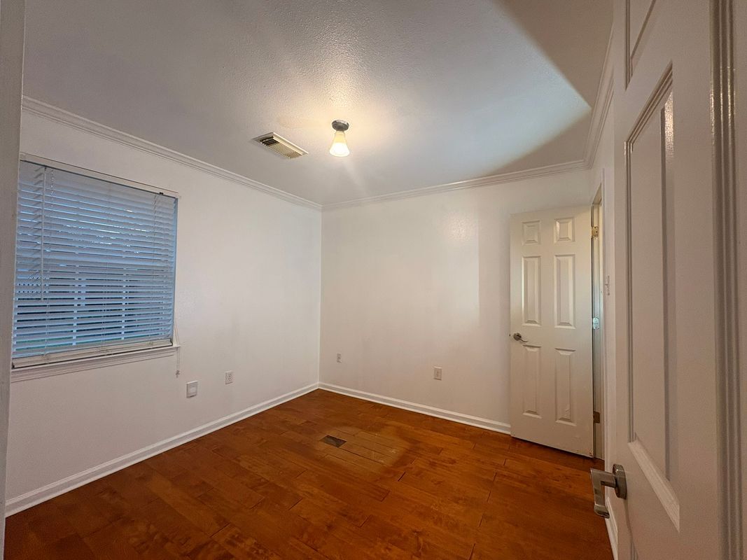 Building Photo - 14244 Teewood Ct