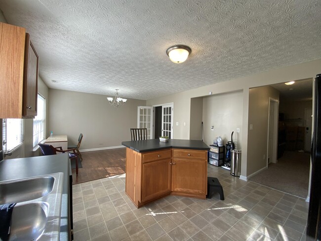 Building Photo - 5218 Malik Dr