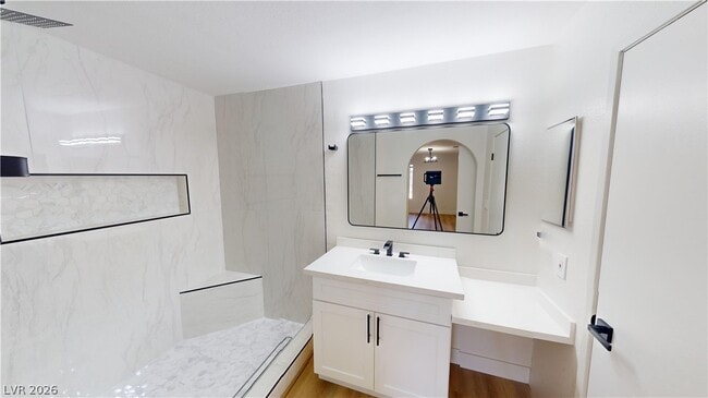 Building Photo - 2200 S Fort Apache Rd