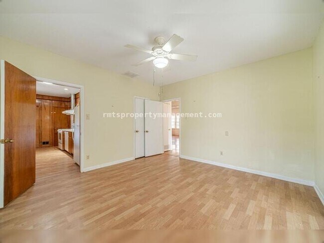 Building Photo - 7680 Jefferson River Rd