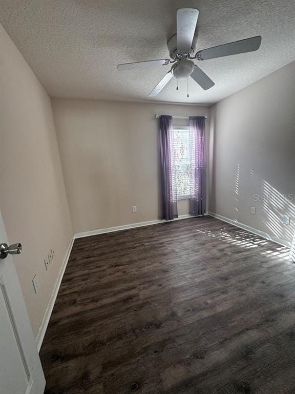 Building Photo - 495 Painted Leaf Dr