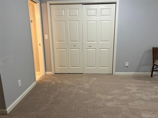 Building Photo - 2230 Wyndgate Dr