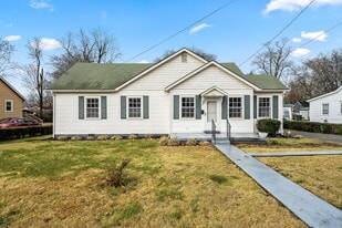 Building Photo - 308 1st Ave
