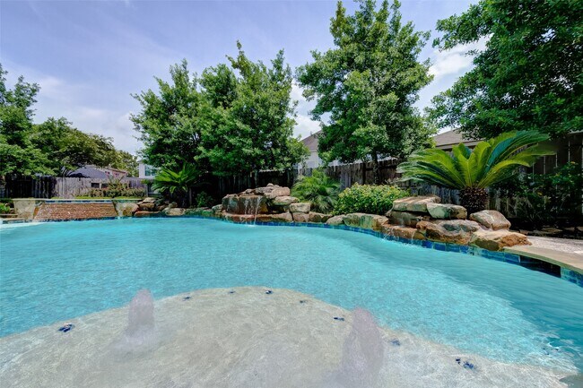 Building Photo - 23707 Thornsby Ct