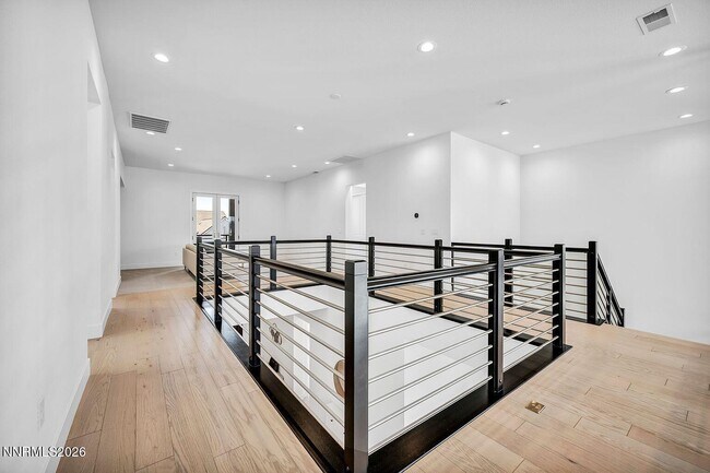 Building Photo - 5445 Side Saddle Trail
