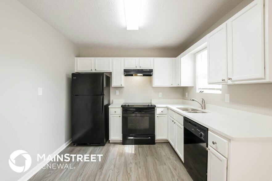 Building Photo - 35 Summer Breeze Ct