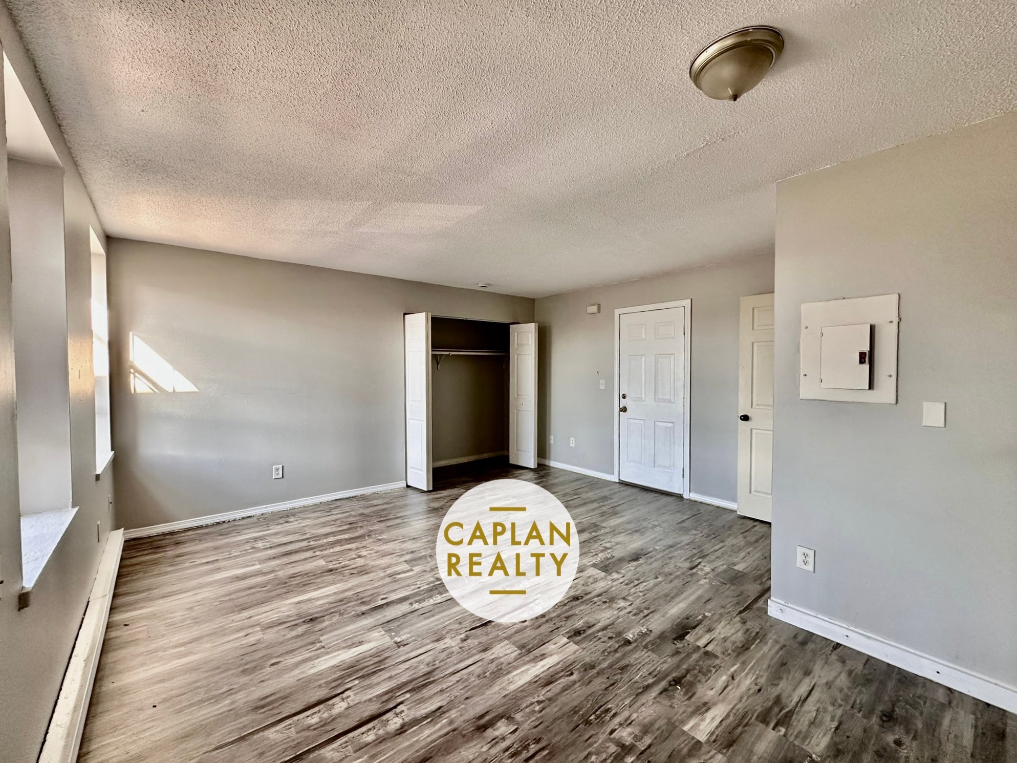 Building Photo - 1407 Chapel St