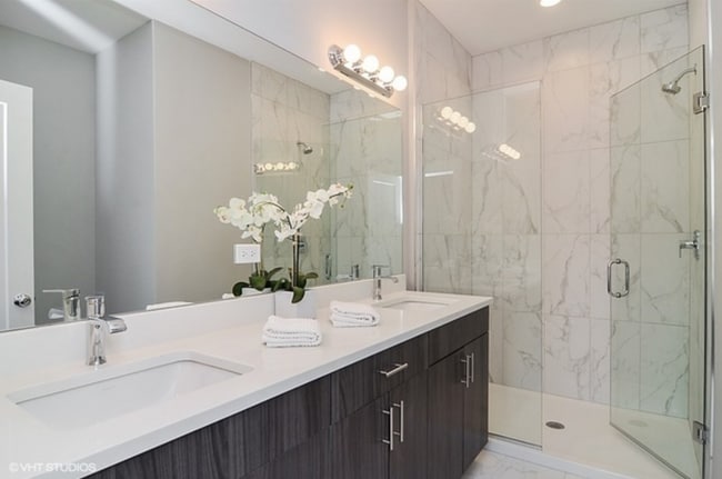 Building Photo - 2420 W Fillmore St