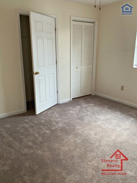 Building Photo - 275 Dogwood Pointe Dr