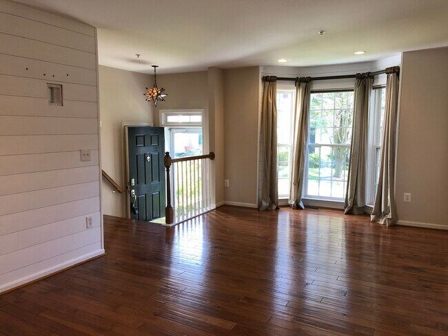 living room from kitchen - 752 Howards Loop