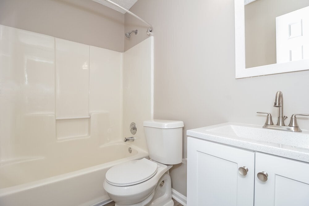 Building Photo - 2649 Laurel Ln NW