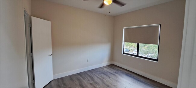 Building Photo - 3801 Davie Blvd