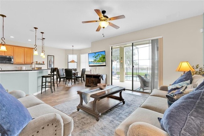 Building Photo - 155 Waltham Ct