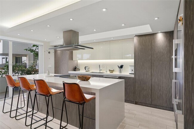 Building Photo - 177 Ocean Ln Dr