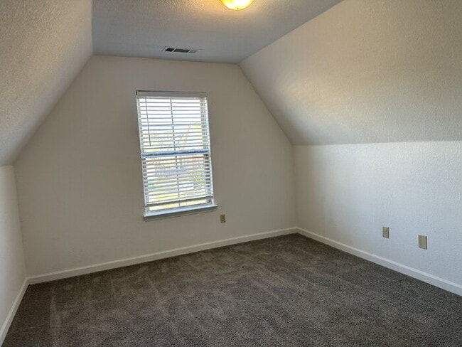 Building Photo - 321 Switchgrass Cove