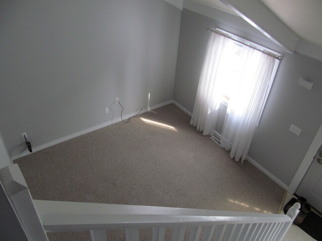 Building Photo - 3806 Blossom Terrace