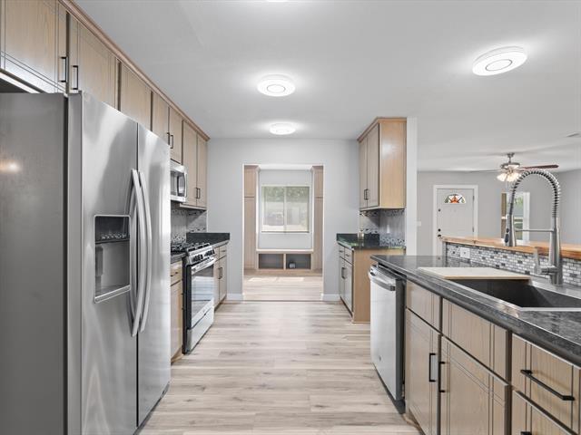 Building Photo - 109 Harmonson