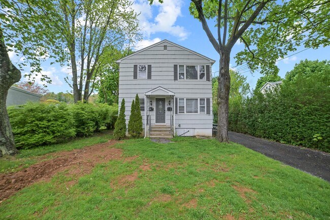 Building Photo - 59 Bernards Ave