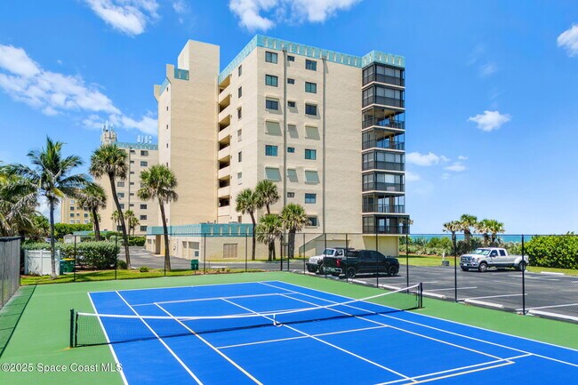 Building Photo - 1125 Jimmy Buffett Mem Hwy