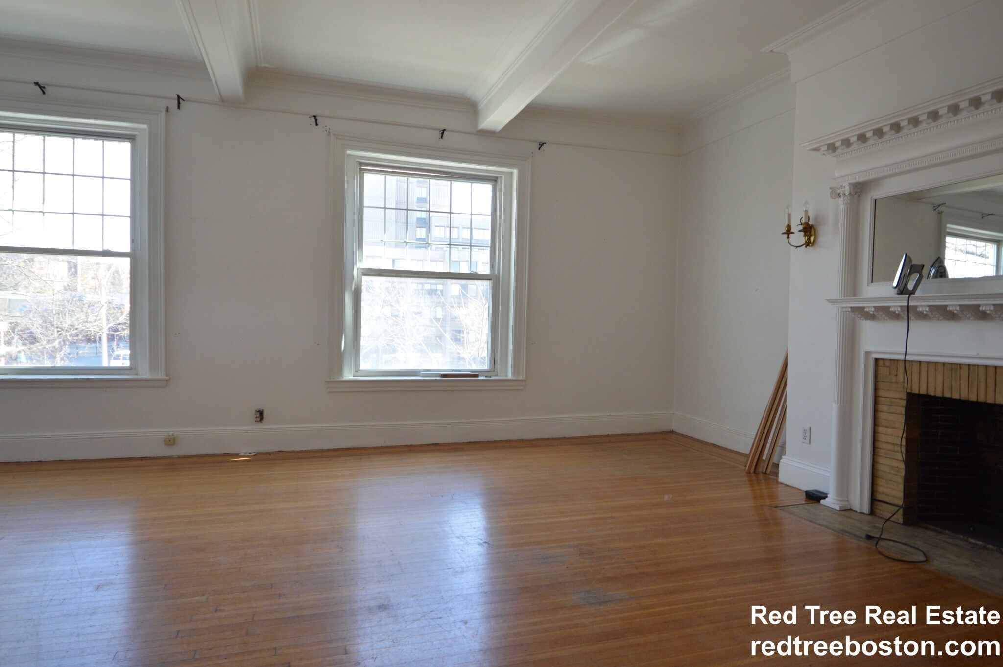 Building Photo - 1726 Beacon St