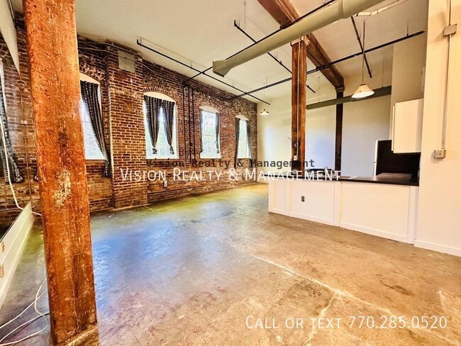 Building Photo - Historic King Plow Loft Studio - Ideal Liv...