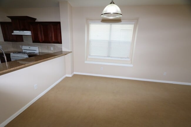 Building Photo - 19631 Little Pine Ln