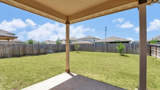 Building Photo - Redland Rd/281 Sienna Subdivision