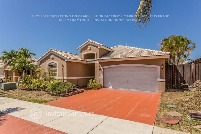 Building Photo - 15927 SW 82nd St