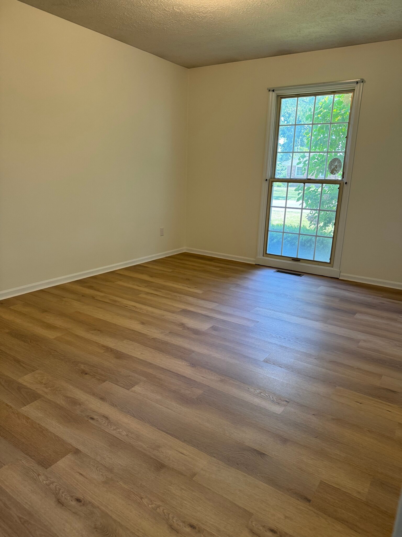Building Photo - 1316 Oriole Dr