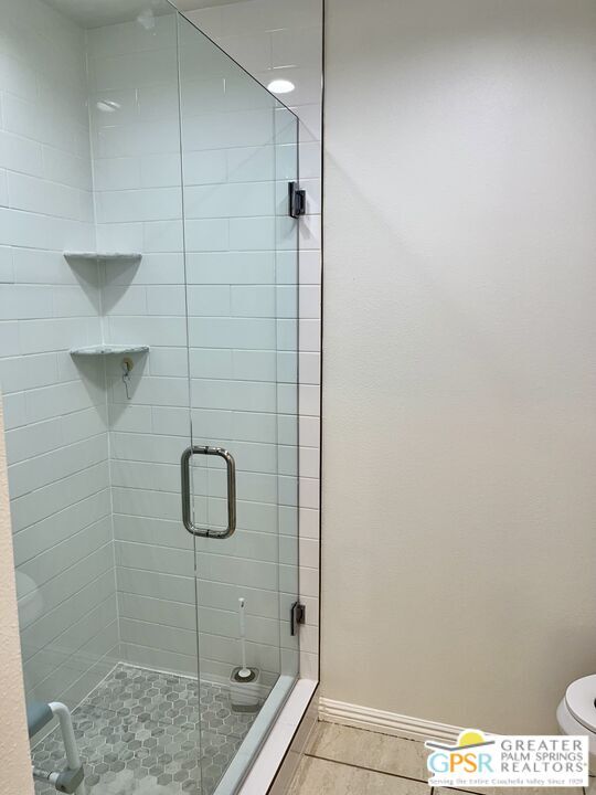 Building Photo - 2559 Whitewater Club Dr