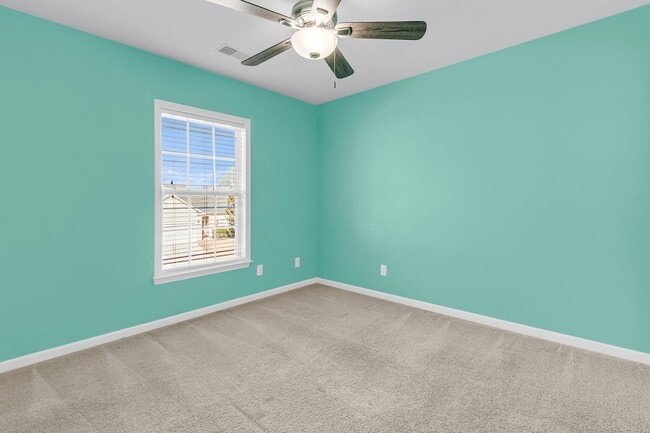 Building Photo - 7478 Hawks Cir