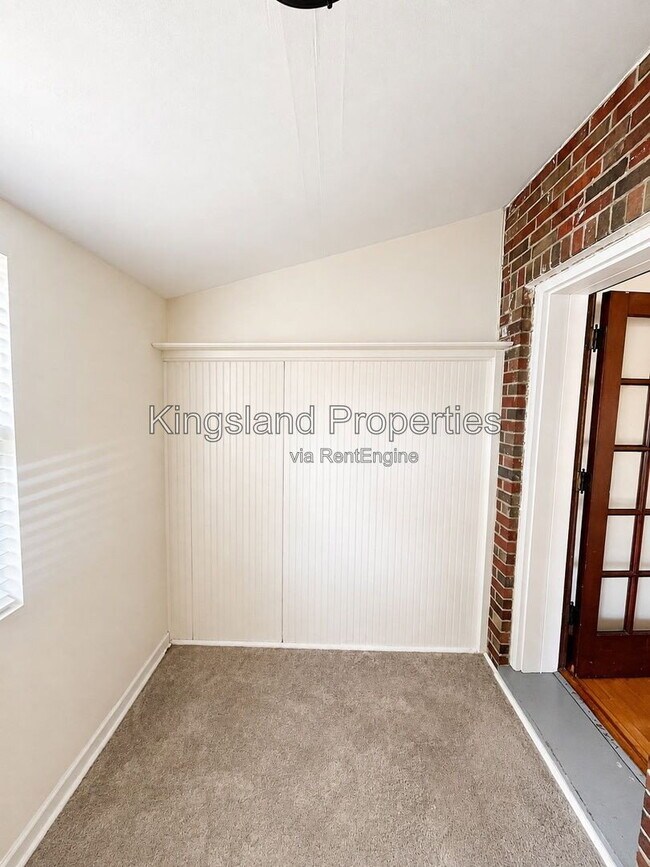Building Photo - 3841 Kingsland Ct