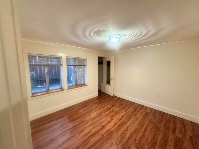 Building Photo - 1723 Carleton St